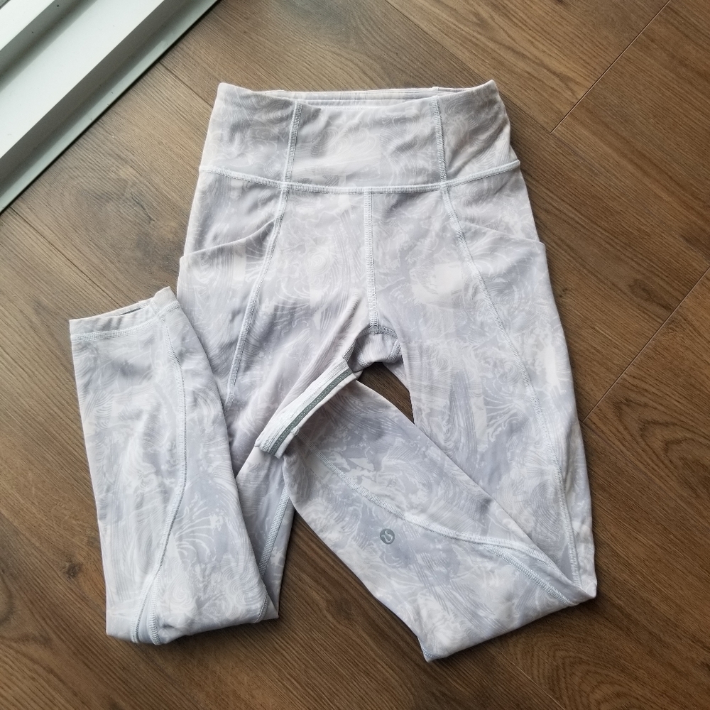 lululemon athletica High-Rise Pale Gray Patterned Align Leggings